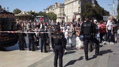 Bordeaux 18 septembre 2025 contre le nouveau gouvernement et la politique menée .